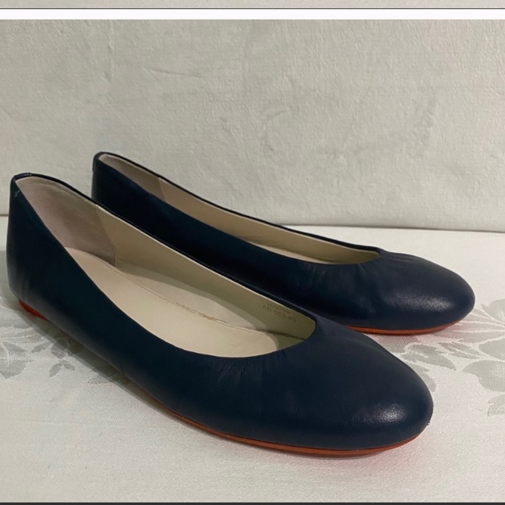 Boden Round toe blue Leather Ballet Flats Size 10